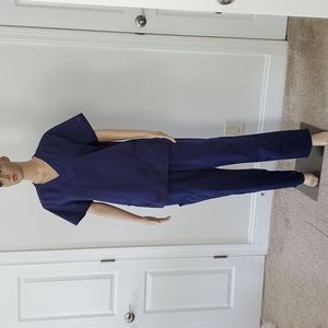 Used Dickies Balance Scrub set size L, Navy with elastic panels in shirt, Drawst